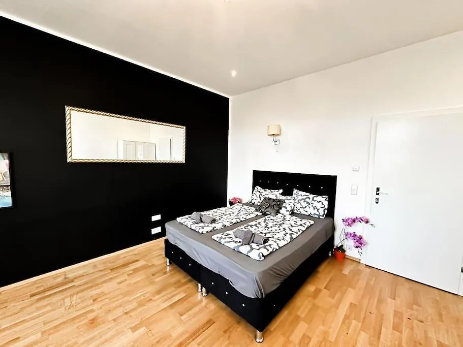 W Apartment - Brigittenau Area Mm29 Vienna 0*,  Austria